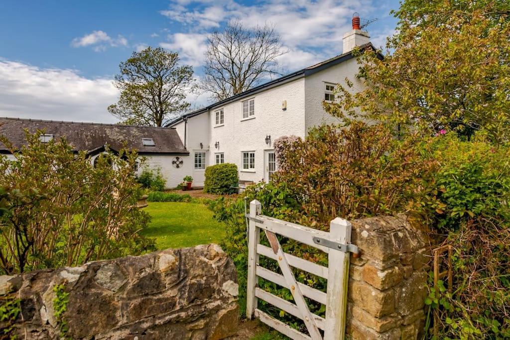 Rhos Y Bel Cottage Angelsey Llangadwaladr  ภายนอก รูปภาพ
