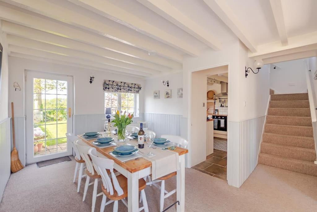 Rhos Y Bel Cottage Angelsey Llangadwaladr  ภายนอก รูปภาพ